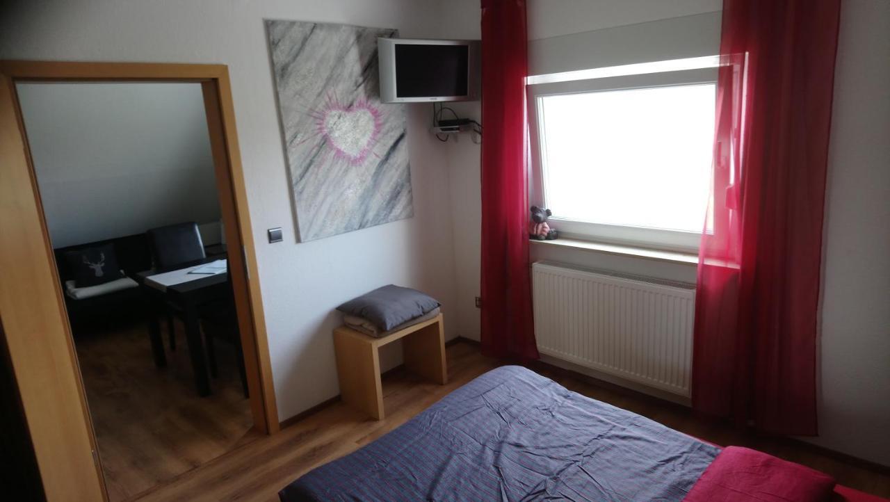 Private Zimmer Bei Der Weser-Ems-Halle Oldenburg Exteriör bild